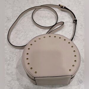 Gianni Bini Cream Beige Crossbody Wristlet Top Handle Bag Circular Hatbox Design